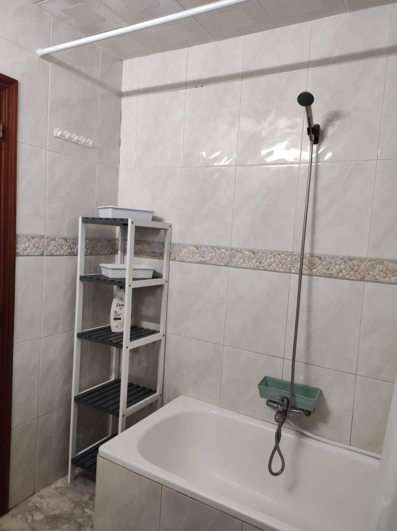 La Habitacion Del Piso Room In The Apartment Alicante Eksteriør billede